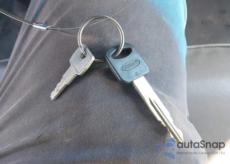 1997 Ford Ranger из США, поврежденный, VIN 1FTCR10U1VTA43019